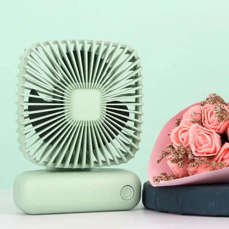 Mini ventilateur de bureau USB BreezeBox PocketCool | 3 vitesses | Rechargeable & silencieux | Portable pour bureau, voiture & extérieur | Batterie de 800 mAh