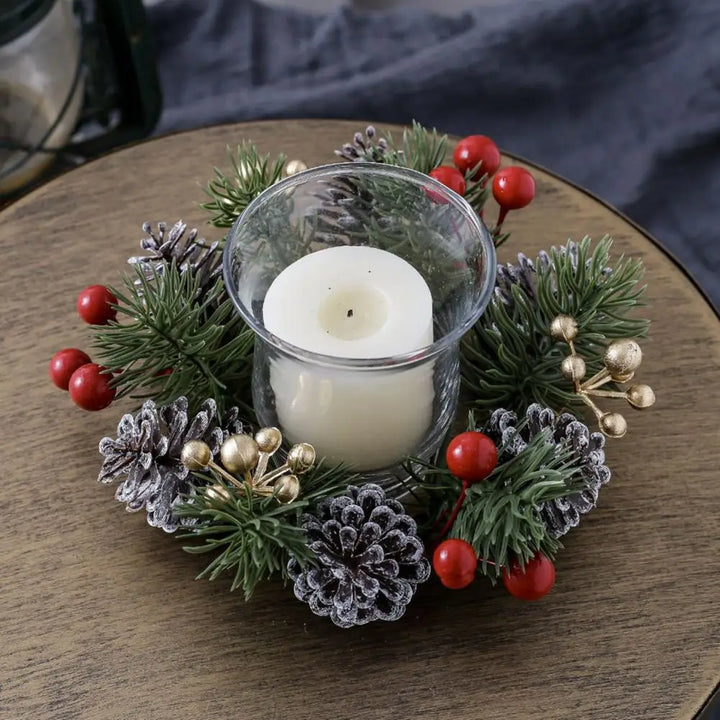 Couronne de Bougie NordicPine | Couronne de Noël avec cônes de pin et baies | Couronne rustique en aiguilles de pin | Décoration de table festive