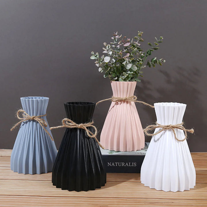 Vase à fleurs en plastique moderne | Design taille créatif | Léger & décoratif | 12×17,5×7 cm
