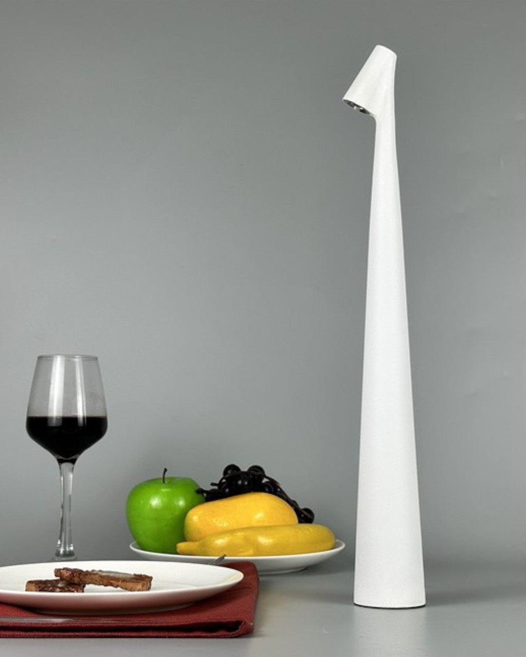 Lampe de table moderne à commande tactile, 3 niveaux de luminosité, aluminium