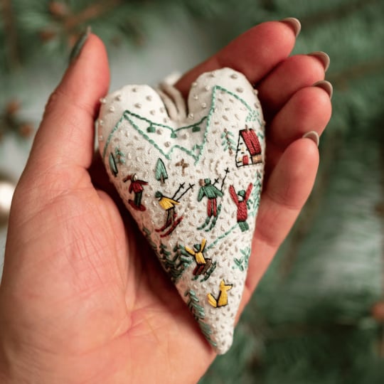 HeartStitch™ – Art de la broderie fait main avec amour