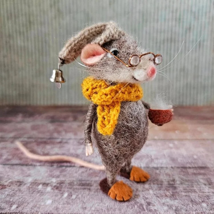 WhiskerWool™ – Souris en feutre à la main