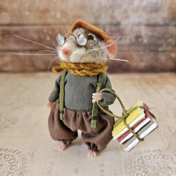 WhiskerWool™ – Souris en feutre à la main