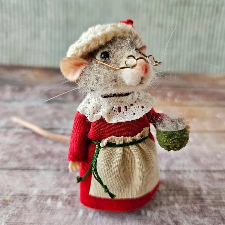 WhiskerWool™ – Souris en feutre à la main