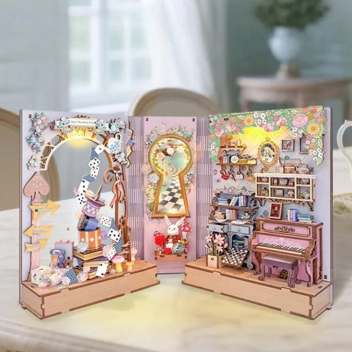 Coin Lecture - Le Journal de la Fête de Thé d'Alice