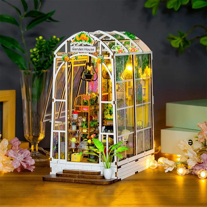 Coin Lecture - Maison de Jardin