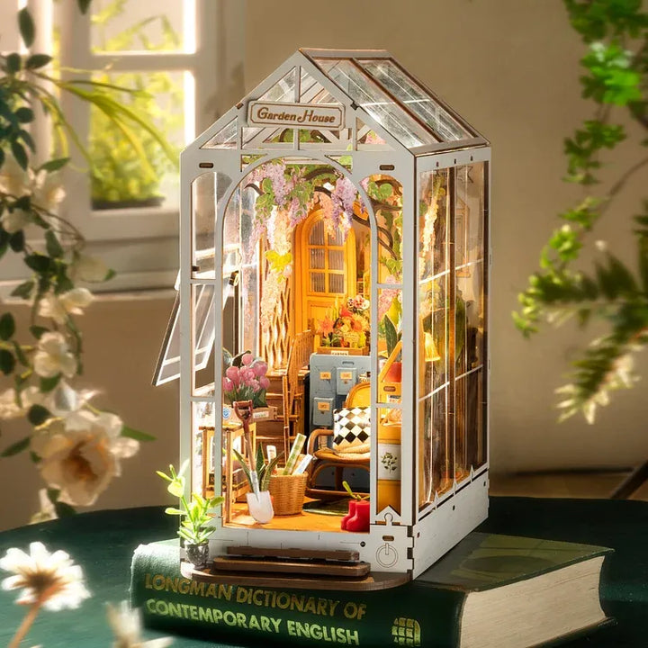 Booknook - Maison de Jardin de Vacances | TGB06