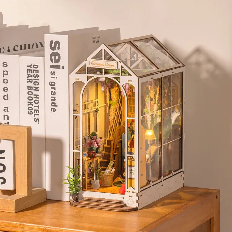 Booknook - Maison de Jardin de Vacances | TGB06