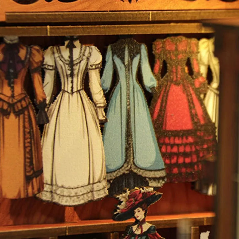 Coin Lecture – La Boutique de Couture du Royal Seamer