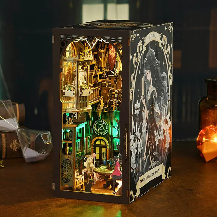 Booknook - Société de Divination par Tarot