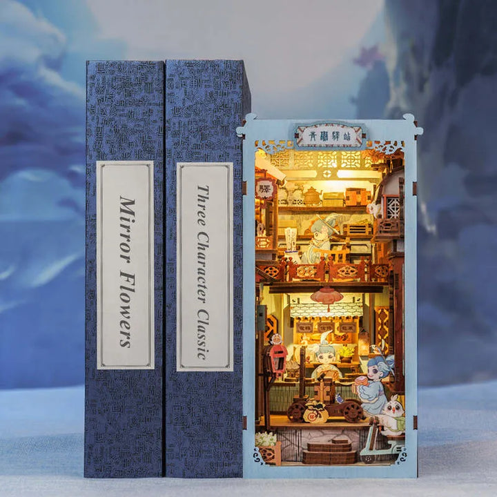 Booknook - Auberge Phoenix Azure