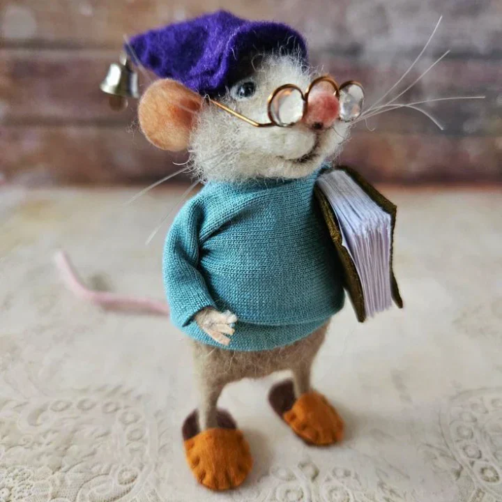 WhiskerWool™ – Souris en feutre à la main