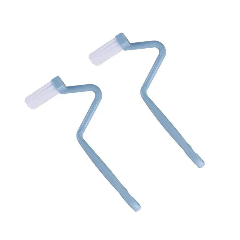 Ensemble de brosses de toilettes Cleanora Curve | en S et gain de place | 1+1 gratuit | Avec crochet de suspension