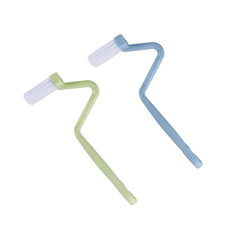 Ensemble de brosses de toilettes Cleanora Curve | en S et gain de place | 1+1 gratuit | Avec crochet de suspension
