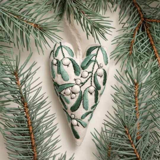 HeartStitch™ – Art de la broderie fait main avec amour
