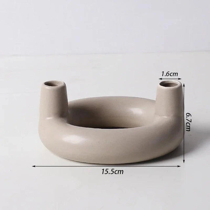 Lysestage scandinave minimaliste dans le verre et le verre