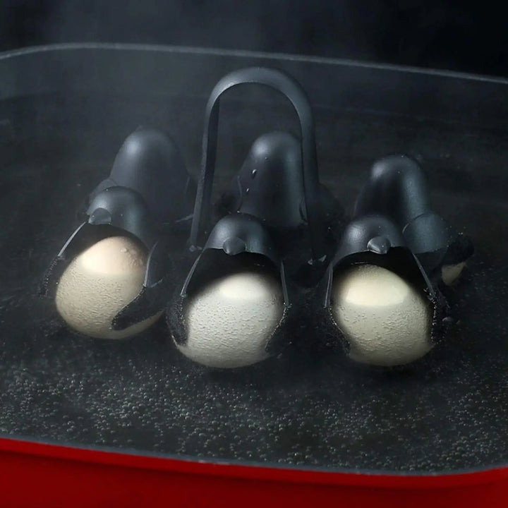 PinguEgg Cuiseur à œufs Design Pingouin | Capacité de 6 œufs | Résistant à la chaleur & Lavable au lave-vaisselle | 15 x 13 x 13 cm