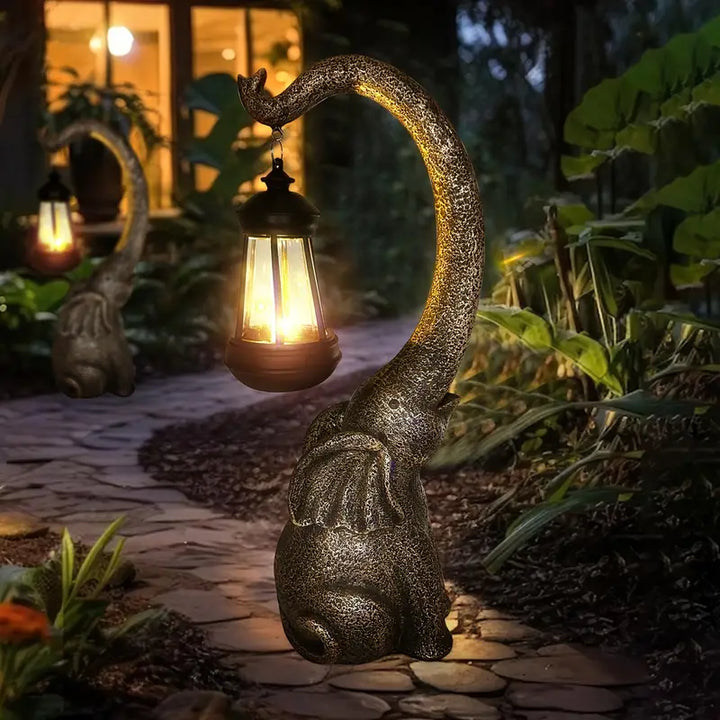EnchantiLite - Élégante Lampe Solaire Éléphant