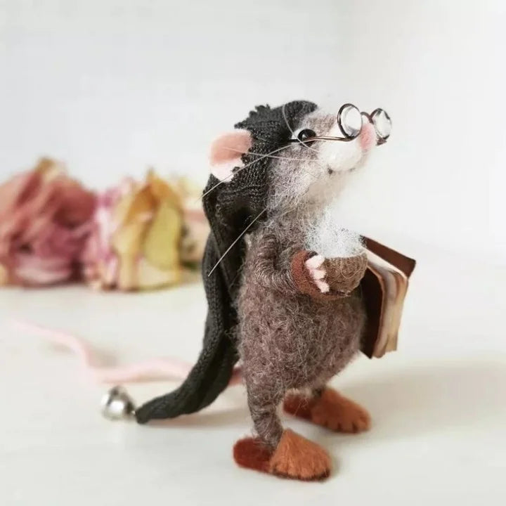 WhiskerWool™ – Souris en feutre à la main