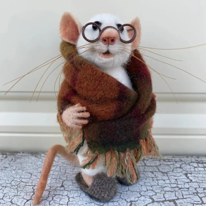 WhiskerWool™ – Souris en feutre à la main