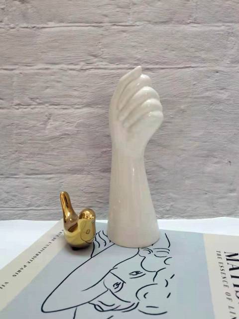 Vase ArteHand | Forme de main en céramique | Surface brillante | Accessoire de décoration artistique
