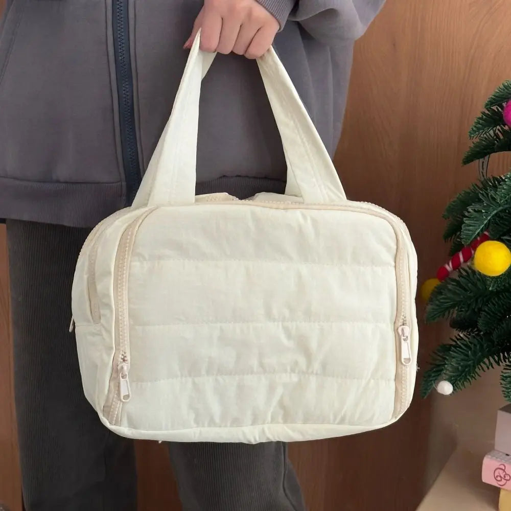 PackNest – Ordre en quelques secondes, style en déplacement !