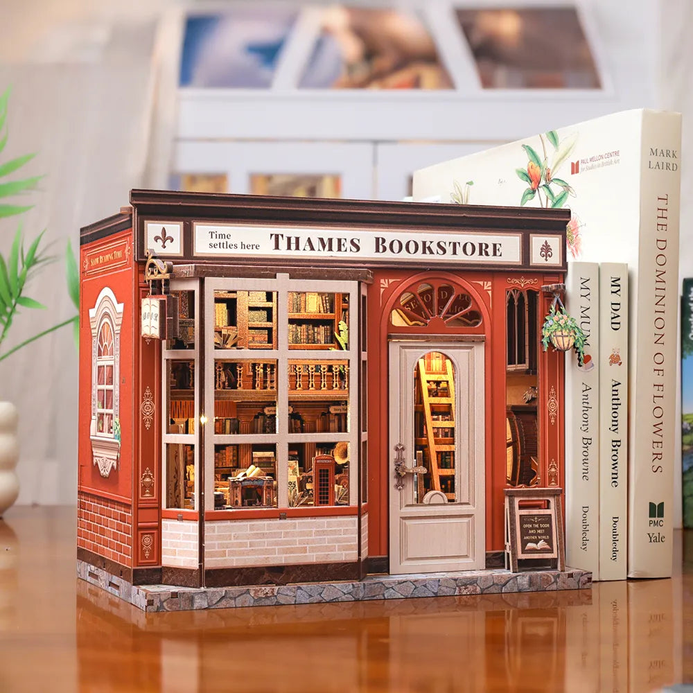 Miniature Maison Kit - Librairie Thames