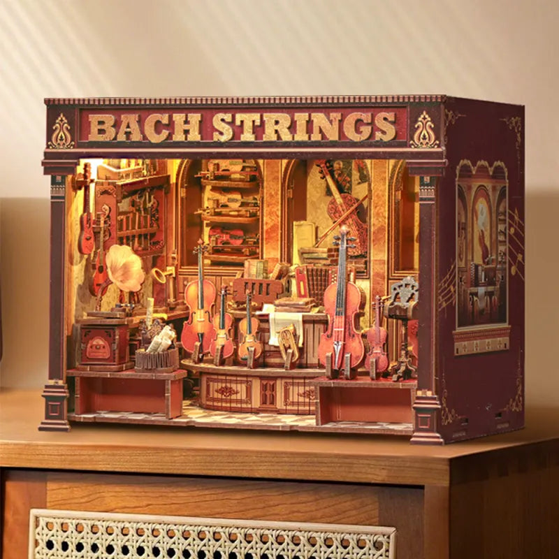 Miniature Maison Kit - Bach Strings