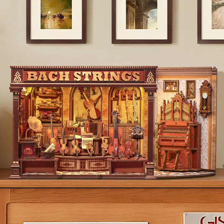 Miniature Maison Kit - Bach Strings
