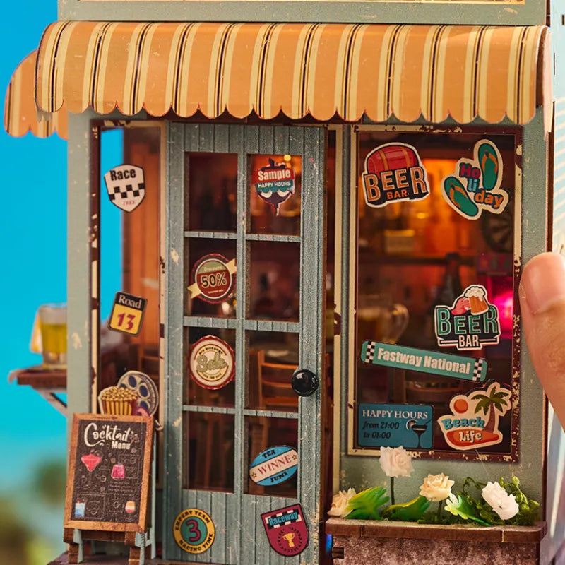 Miniature Maison Kit - The Last Drop