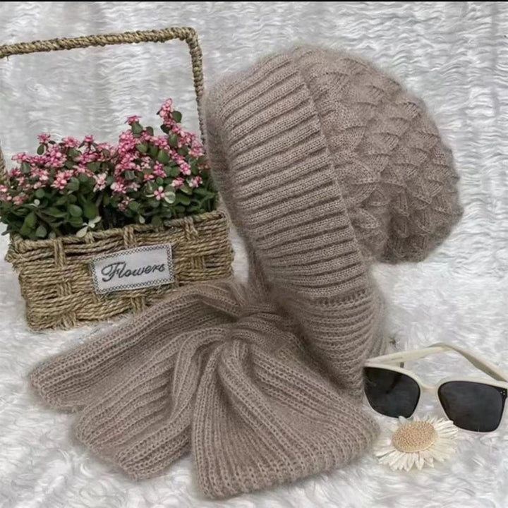 1+1 GRATUIT | ScarfBeanie - Écharpe pour femme et bonnet en un
