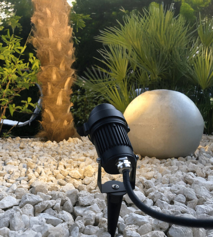 Spot LED étanche pour jardin